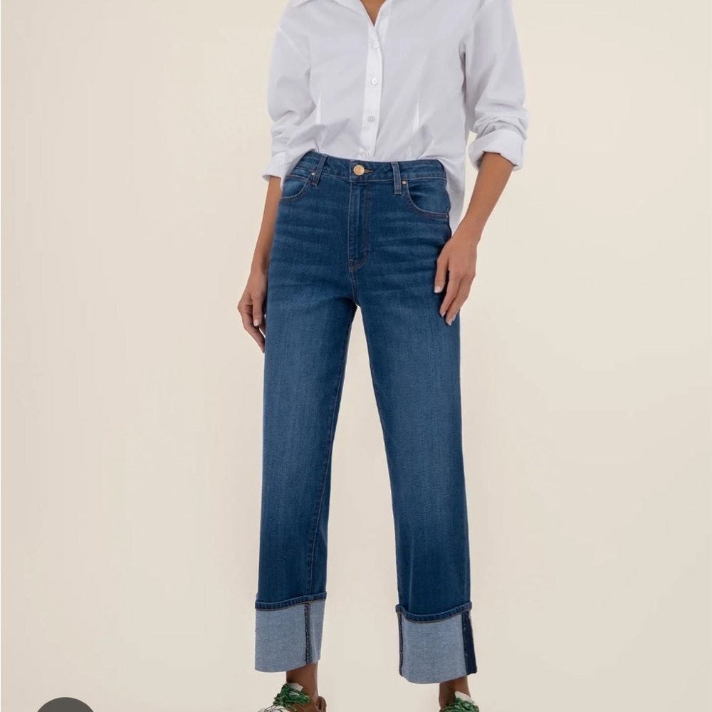 Kut from the Kloth Sienna high rise wide leg Mediumโ Blue Cropped Jeans